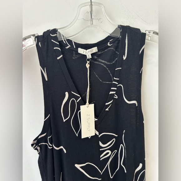 Z Supply Black and White Design Dress - Picture 2 of 4